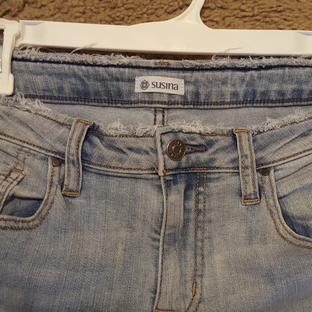 Susina Boyfriend Cut Light Wash Jean, Sz 28 - Picture 4 of 5